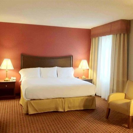 Owego Treadway Inn And Suites Room photo